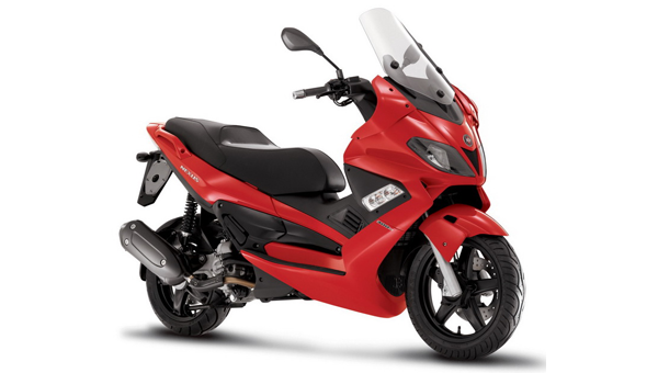 Rent GILERA Nexus 300 in Athens - Rent a Moto Athens