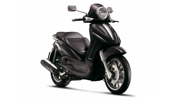 Rent PIAGGIO Beverly 500 in Athens - Rent a Moto Athens