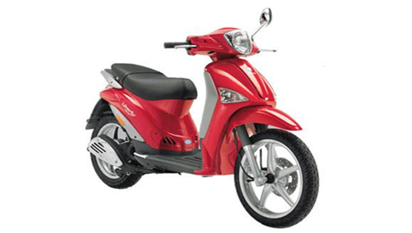 Rent PIAGGIO Liberty 125 in Athens - Rent a Moto Athens