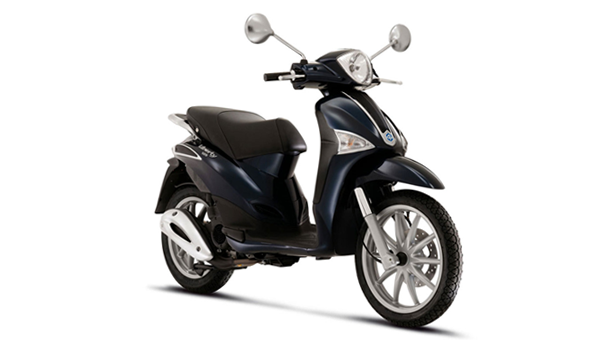 Rent PIAGGIO Liberty 150 in Athens - Rent a Moto Athens