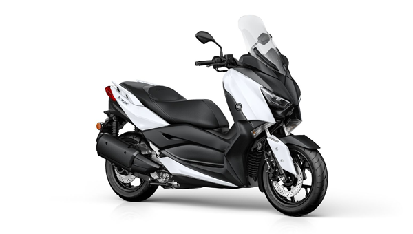 Yamaha X-Max 300 scooter for rent in Athens by Moto Rental in Athens - only 40€ per day